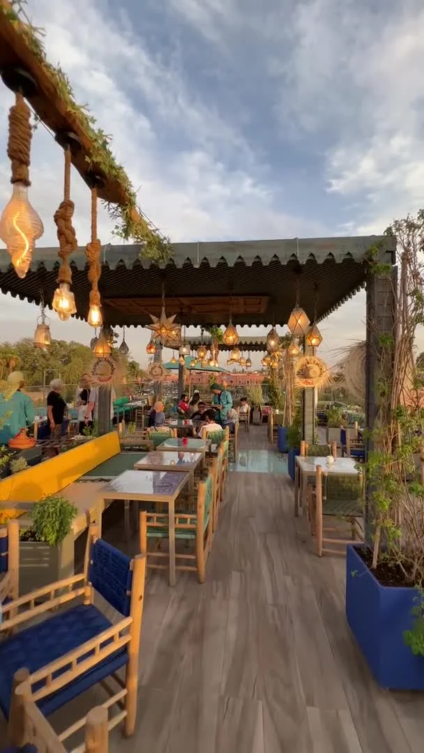 Rooftop dining film by MarrakechStory